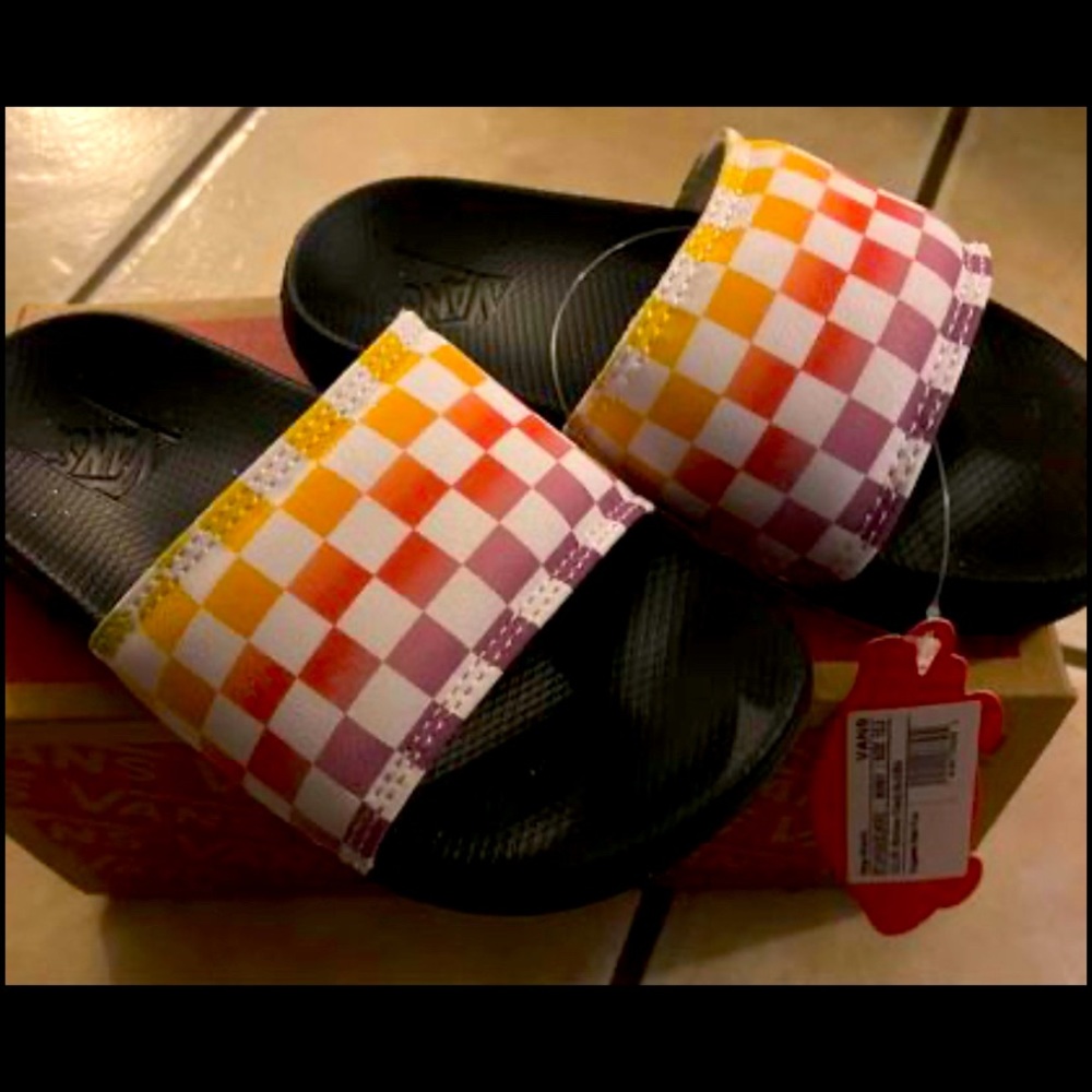 Girls size 12 Vans Slides NWT